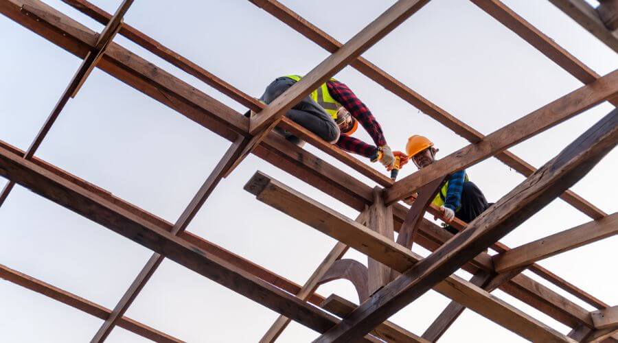 Professional gutter cleaning services in Livingston, CA